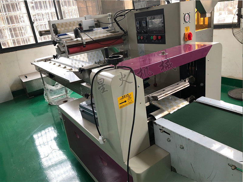 自动化枕式食品亚虎网页机械设备图片